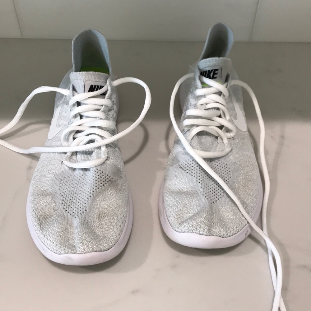 Women’s NIKE free RN Flyknit 6.5